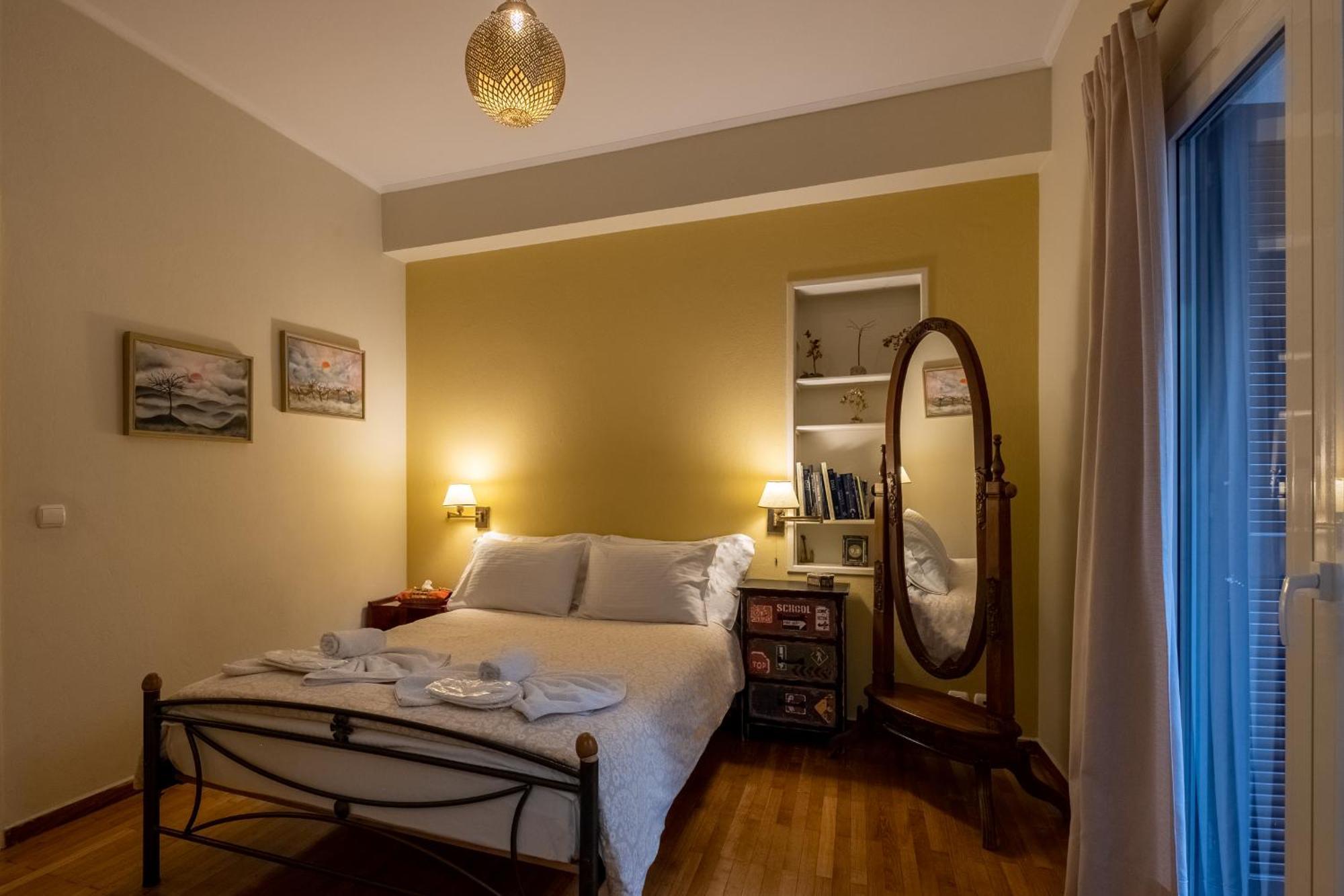 Ferienwohnung Oro'S Stylish Kolonaki Flats Next To Metro & Museums Athen Exterior foto